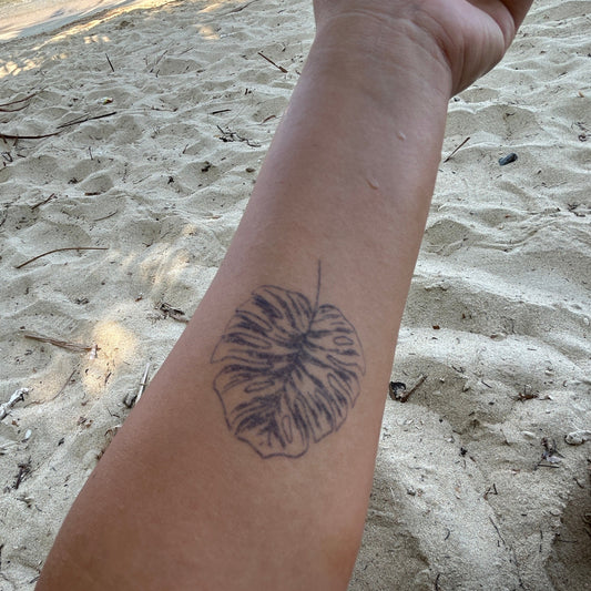 Monsteria Tattoo | 2 Week Temporary Tattoo | Semi Permanent Tattoo | Plant Based Vegan Tattoo | Leaf Tattoo | Plant Tattoo | Organic Tattoo | Gift Idea | Boho Tattoo | Bohemian Tattoo